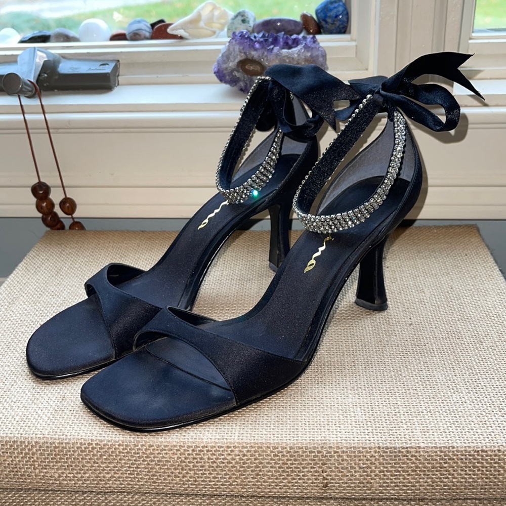 Nina Reena heel. Black with rhinestone ankle ties. Size 7 1/2.